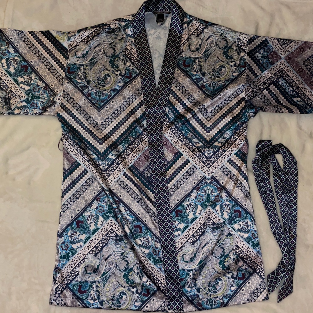 VS robe